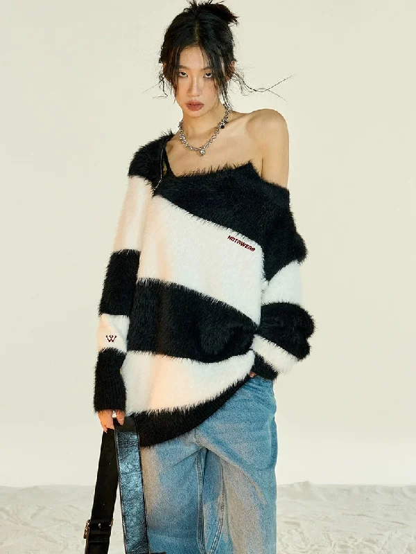 Off-Shoulder Border Fluffy Sweater Houndstooth Herringbone Solid