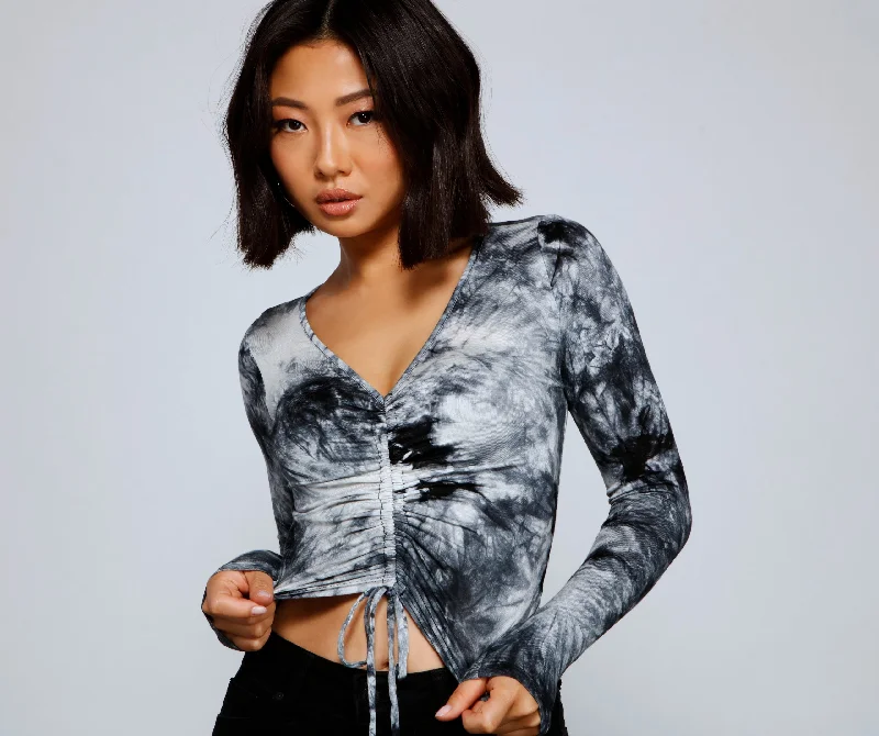 Splash of Color Tie-Dye Crop Top Collared Crew Neck Turtle Neck