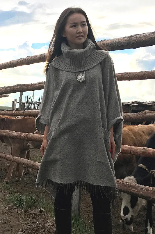 Oversized roll neck Wool Poncho in Beige, turtle neck pullover tunic Boyleg Sleeve Pullover Oversized roll neck Wool Poncho in Beige, turtle neck pullover tunic Boyleg Sleeve Pullover
