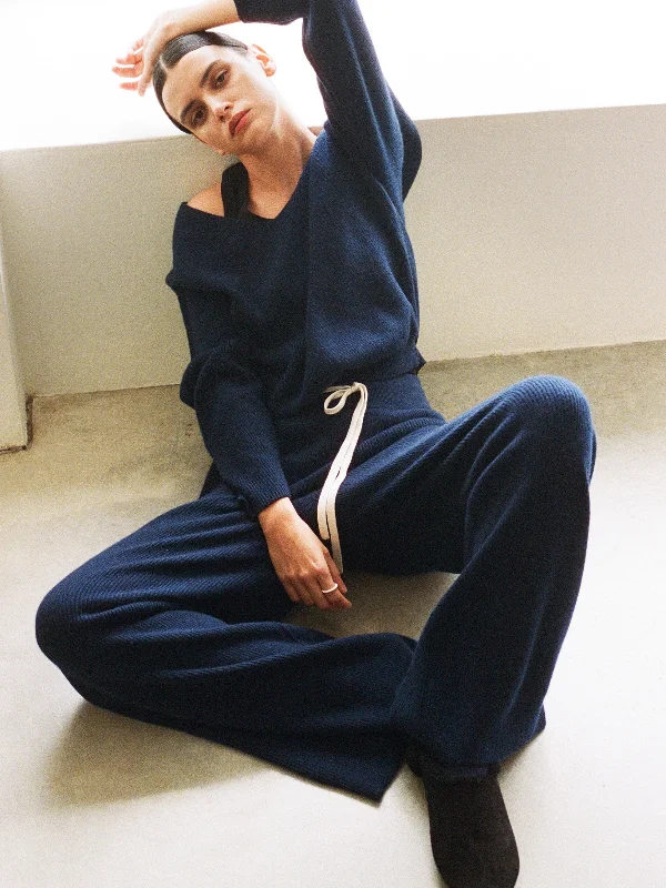 cashmere weekend track pant